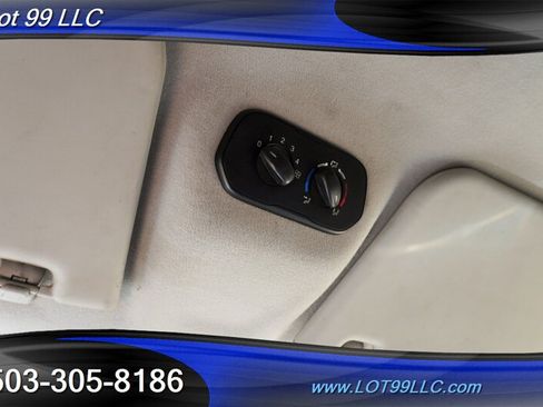 Used 2017 Ford Transit 350 XLT RWD image 34