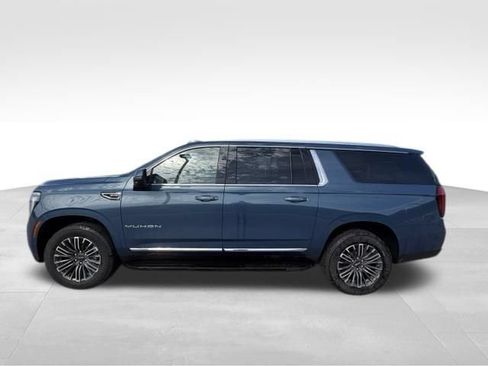 Used 2026 GMC Yukon XL Elevation AWD/4WD image 3