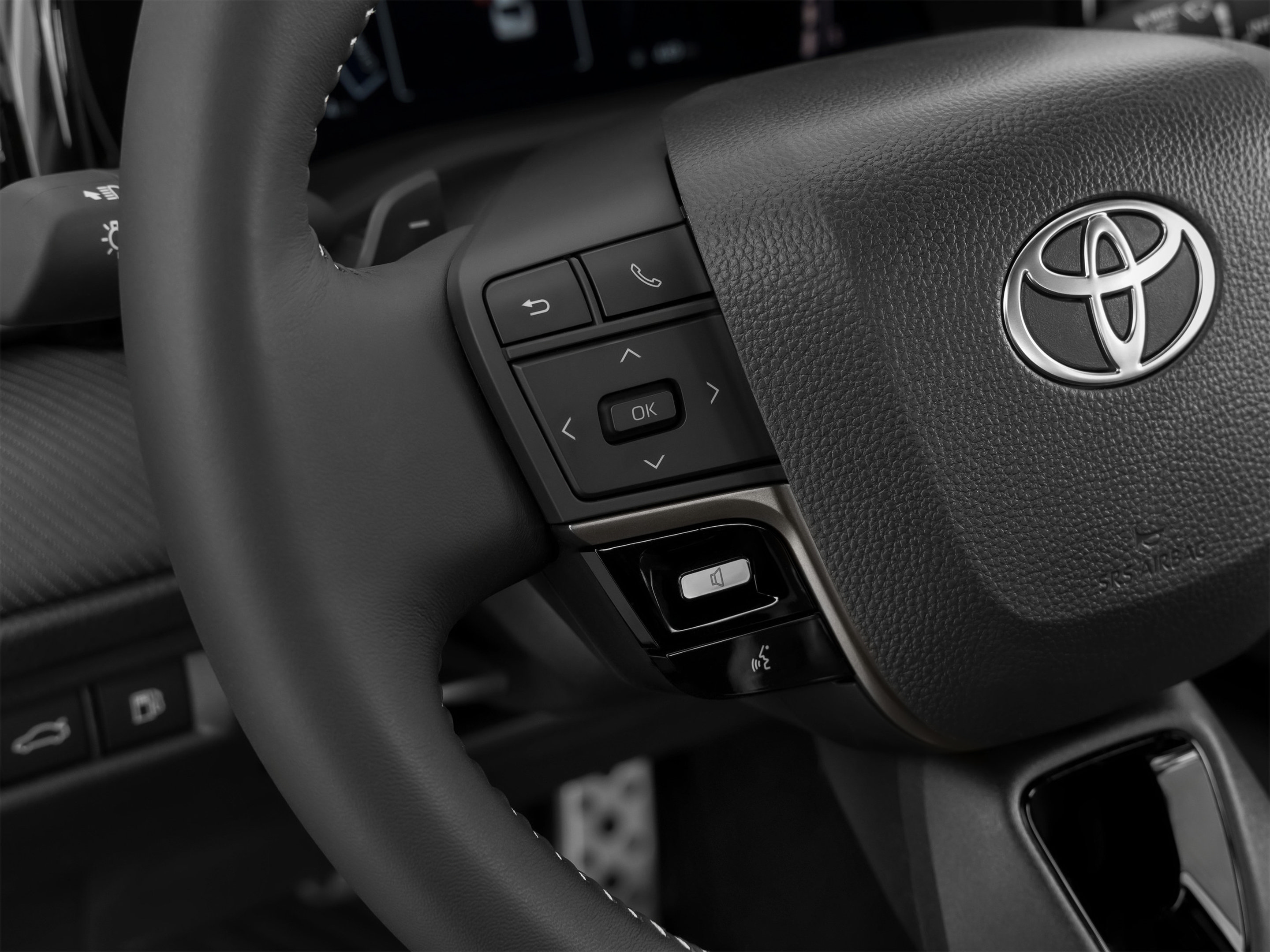 Used 2026 Toyota Camry XSE FWD image 56