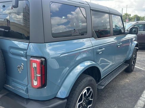 Used 2023 Ford Bronco Outer Banks AWD/4WD image 2