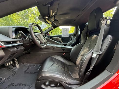 Used 2023 Chevrolet Corvette Z06 RWD image 25