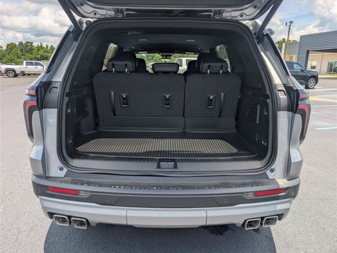 New 2026 Chevrolet Traverse LT w/ Driver Confidence Package FWD image 37