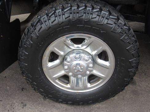 Used 2022 RAM 2500 Tradesman image 10