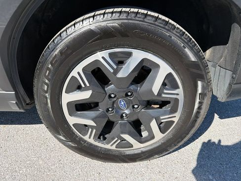 Certified 2025 Subaru Forester Premium AWD/4WD image 12