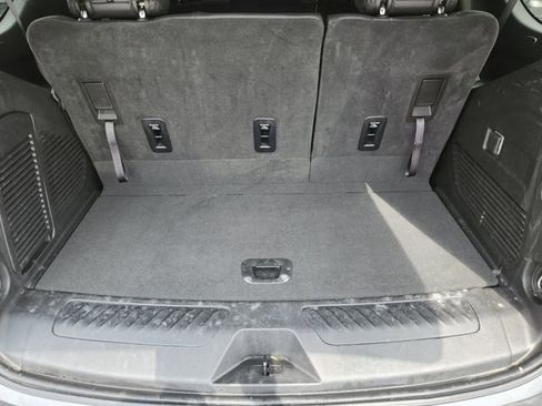 Used 2025 Chevrolet Tahoe LT image 27