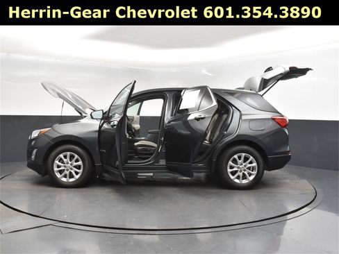 Used 2019 Chevrolet Equinox LT image 47