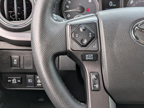 Certified 2022 Toyota Tacoma TRD Sport image 35