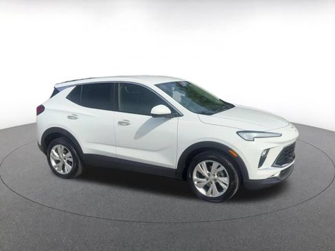 Used 2026 Buick Encore GX Preferred FWD image 2