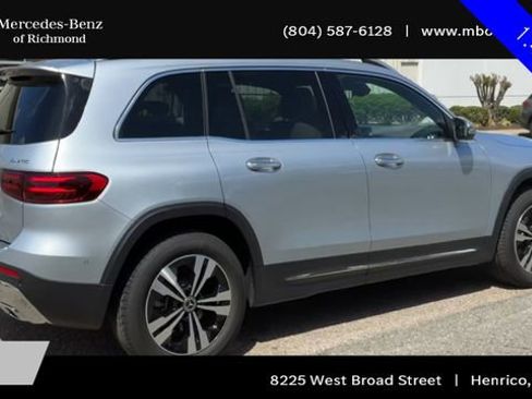 Certified 2026 Mercedes-Benz GLB 250 4MATIC image 2