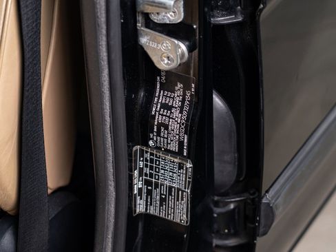 Used 1988 BMW M5 RWD image 42