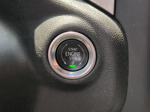Used 2020 Chevrolet Silverado 1500 RST AWD/4WD image 25