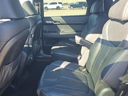 Used 2025 Hyundai Palisade Calligraphy image 7