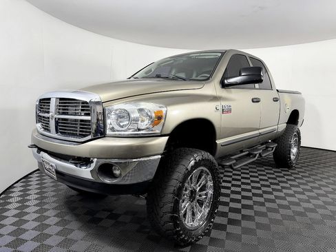 Used 2007 Dodge Ram 2500 Truck SLT w/ Quad Cab Big Horn Value Group AWD/4WD image 2
