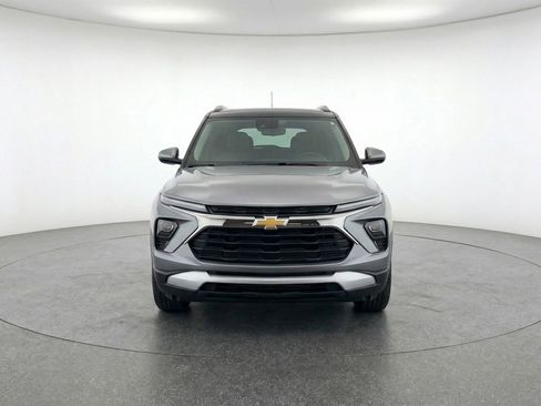 Used 2025 Chevrolet TrailBlazer LT FWD image 1
