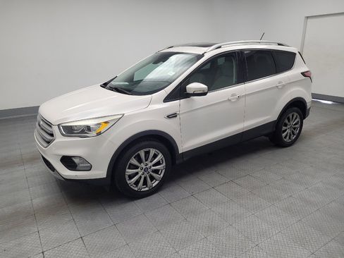 Used 2018 Ford Escape Titanium FWD image 2