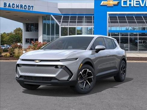 New 2026 Chevrolet Equinox EV LT image 6