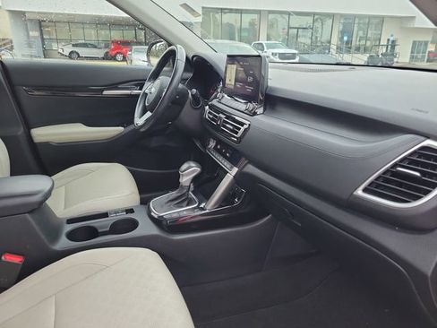 Used 2021 Kia Seltos SX w/ SX Sunroof Package image 34