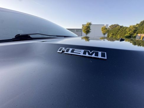 Used 2010 Dodge Challenger R/T RWD image 25