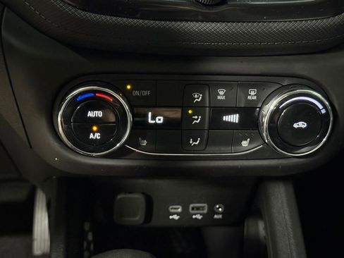 Used 2023 Chevrolet TrailBlazer LT w/ Convenience Package image 27