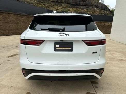 New 2026 Jaguar F-PACE R-Dynamic S image 4