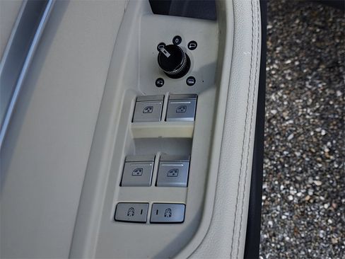 Certified 2024 Audi Q8 e-tron Premium Plus w/ Premium Plus Package image 21