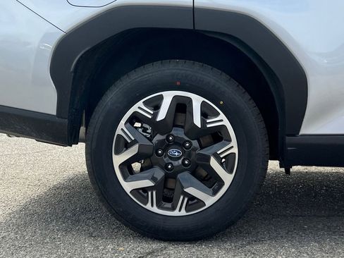 New 2026 Subaru Forester Premium AWD/4WD image 7