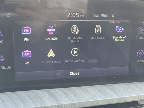 Used 2023 Kia Telluride EX w/ EX Captain's Chair Package image 13