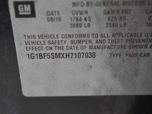 Used 2017 Chevrolet Cruze Premier FWD image 14