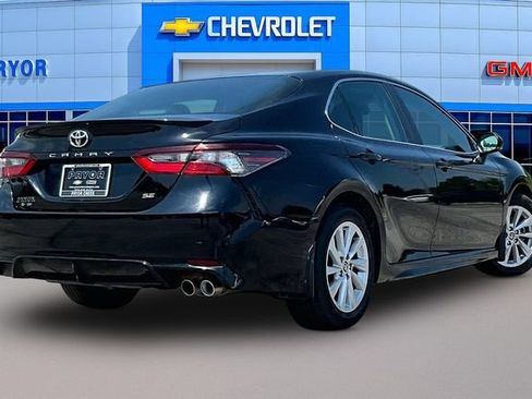 Used 2024 Toyota Camry SE FWD image 5