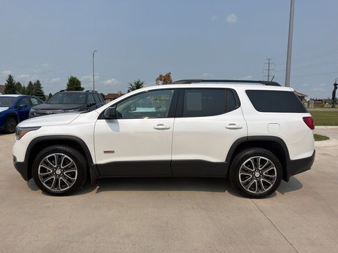 Used 2018 GMC Acadia SLT w/ LPO, Protection Package AWD/4WD image 1