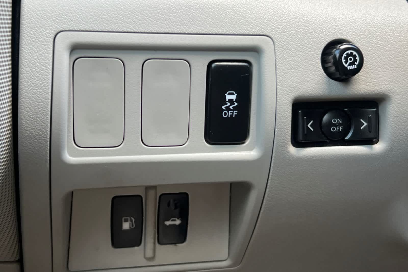Used 2012 Lexus IS 250 w/ Premium Pkg Value Edition RWD image 28