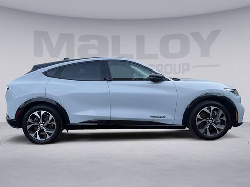 Used 2022 Ford Mustang Mach-E Premium image 6