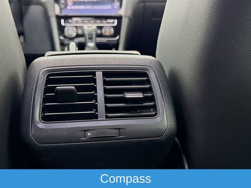 Used 2019 Volkswagen GTI Autobahn image 32