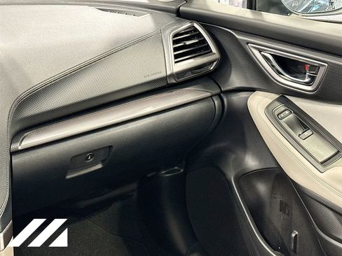 Used 2023 Subaru Forester Premium AWD/4WD image 24