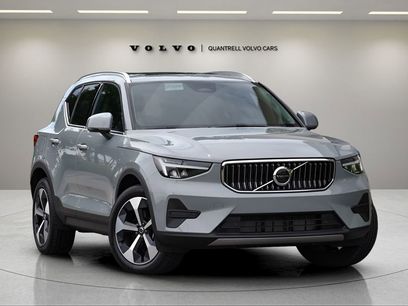 Certified 2025 Volvo XC40 B5 Core w/ Protection Package Premier