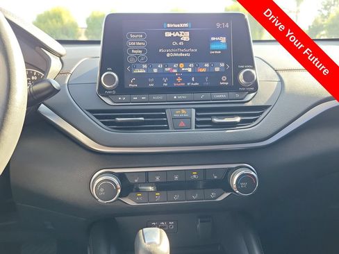 Used 2022 Nissan Altima 2.5 SR w/ Midnight Edition Package FWD image 15