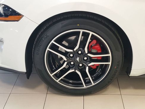 Used 2022 Ford Mustang Premium RWD image 22