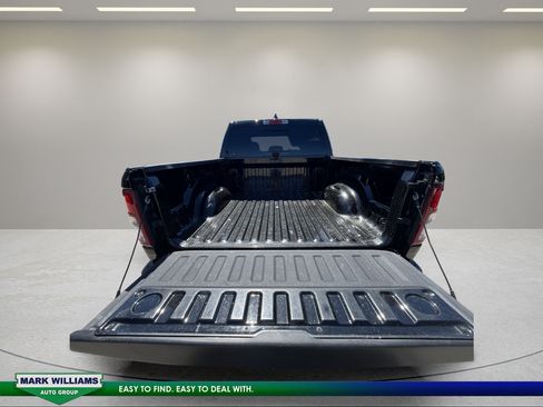 Used 2023 RAM 1500 Big Horn AWD/4WD image 9