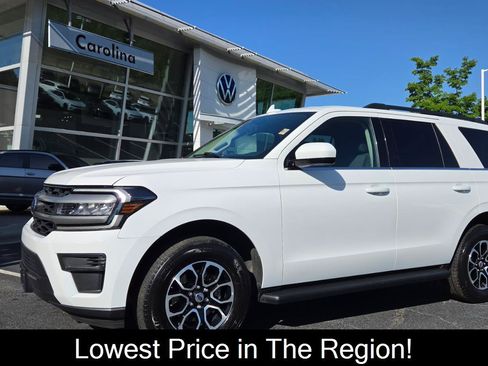 Used 2024 Ford Expedition XLT AWD/4WD image 1