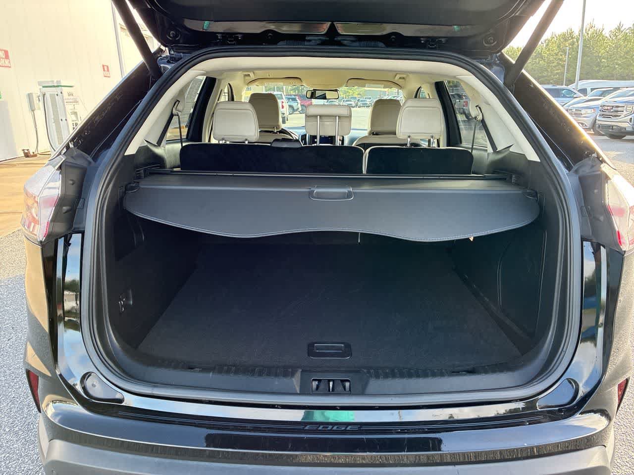 Used 2023 Ford Edge Titanium w/ Cargo Accessory Package AWD/4WD image 25