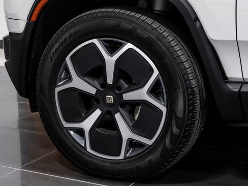 Used 2023 Rivian R1T Adventure image 62