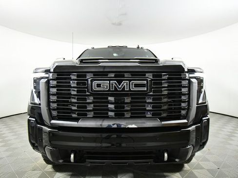 Used 2024 GMC Sierra 3500 Denali Ultimate image 7