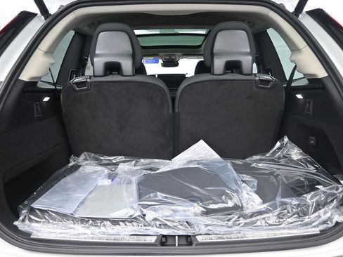New 2026 Volvo XC90 B6 Plus w/ Protection Package image 23