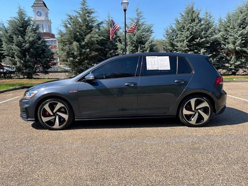 Used 2019 Volkswagen GTI SE FWD image 26