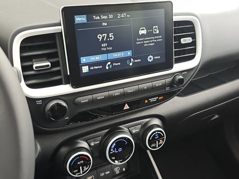New 2026 Hyundai Venue SEL image 20