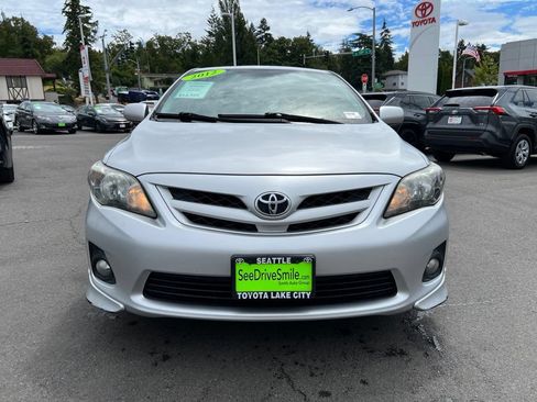 Used 2012 Toyota Corolla S FWD image 2
