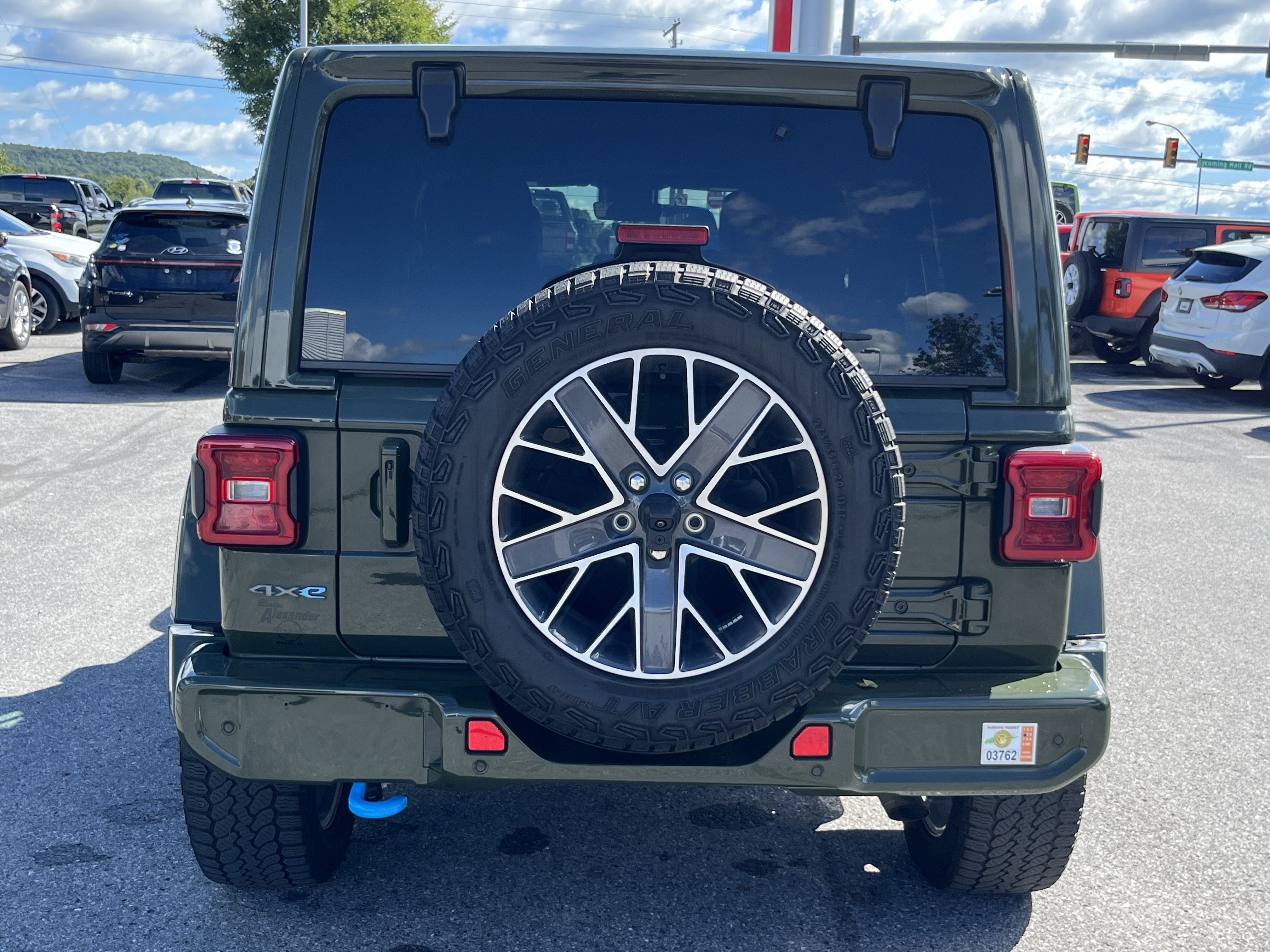 Used 2024 Jeep Wrangler High Altitude AWD/4WD image 6