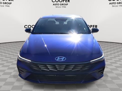 New 2026 Hyundai Elantra SEL Sport image 2