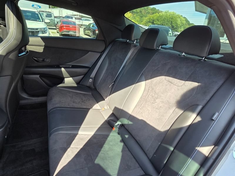 Used 2025 Hyundai Elantra N FWD image 19