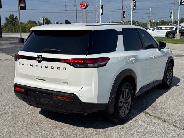 Certified 2025 Nissan Pathfinder S AWD/4WD image 7